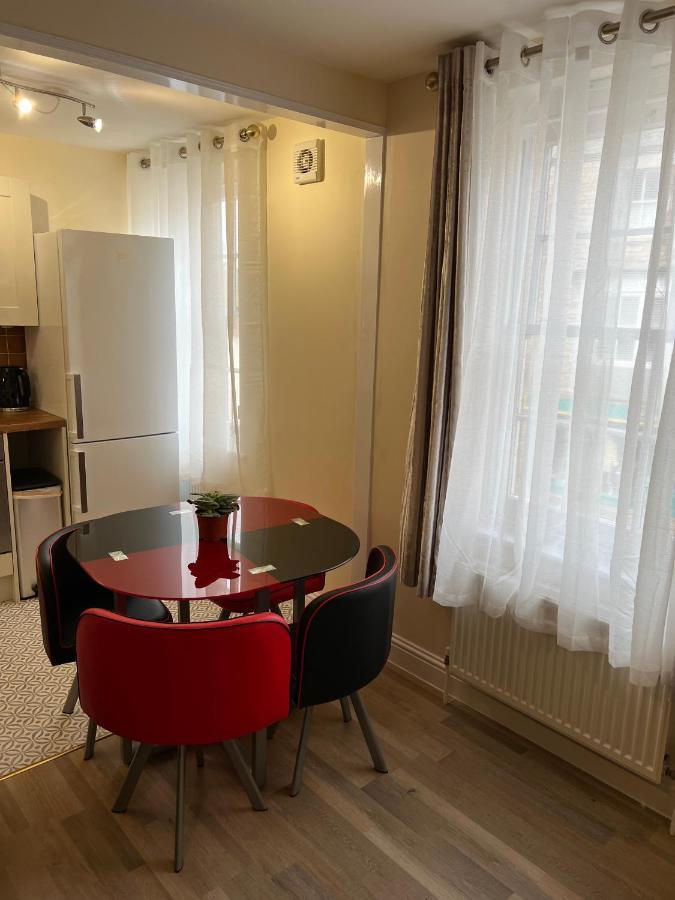 Glastonbury High Street Sanctuary- 2 Bd, Sleeps 4 Экстерьер фото