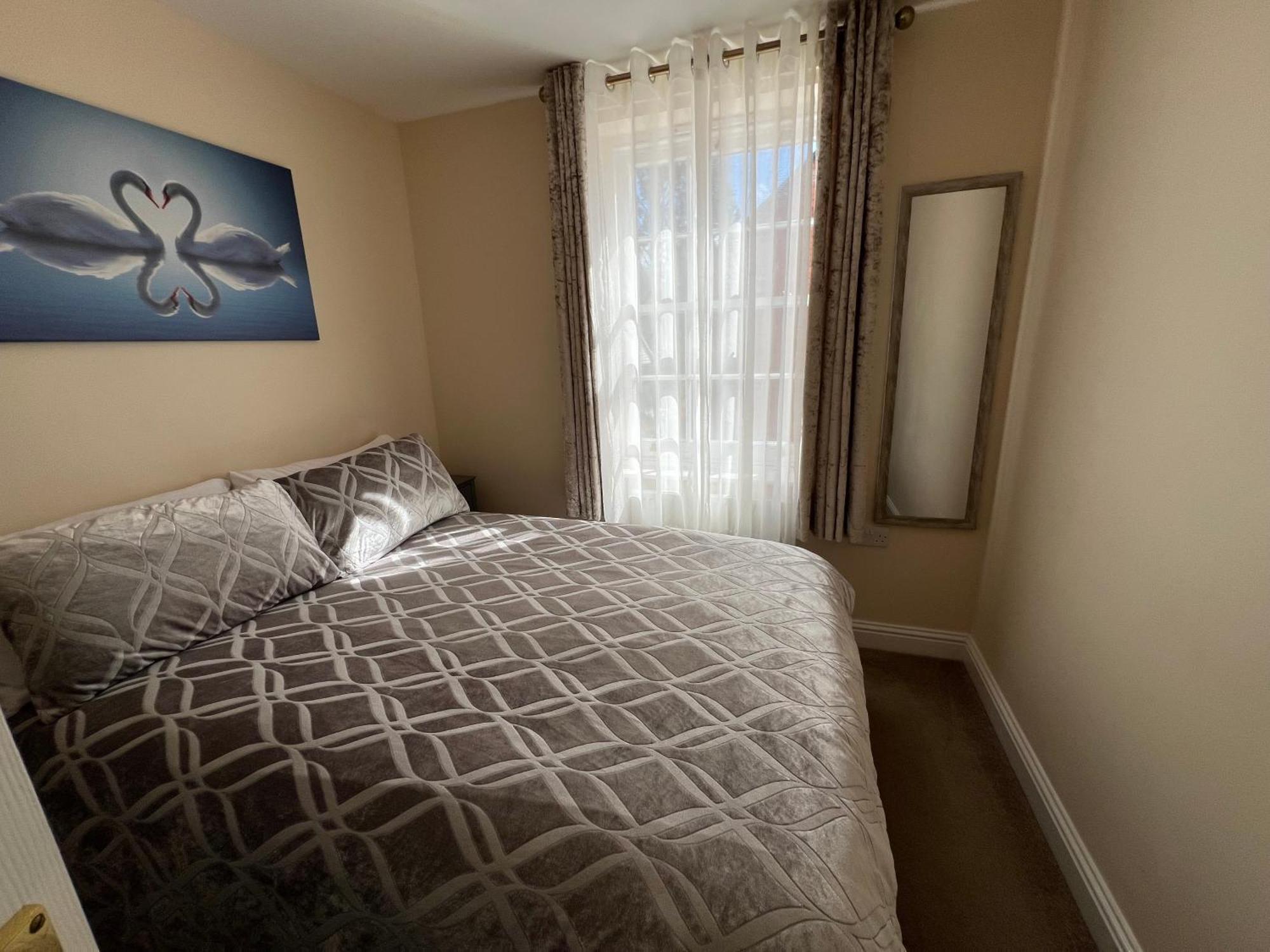 Glastonbury High Street Sanctuary- 2 Bd, Sleeps 4 Экстерьер фото